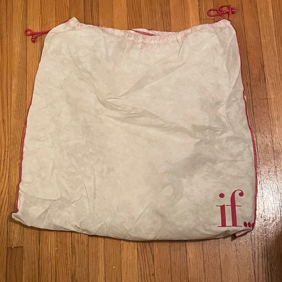 Isabella Fiore Bag - Picture 4 of 11